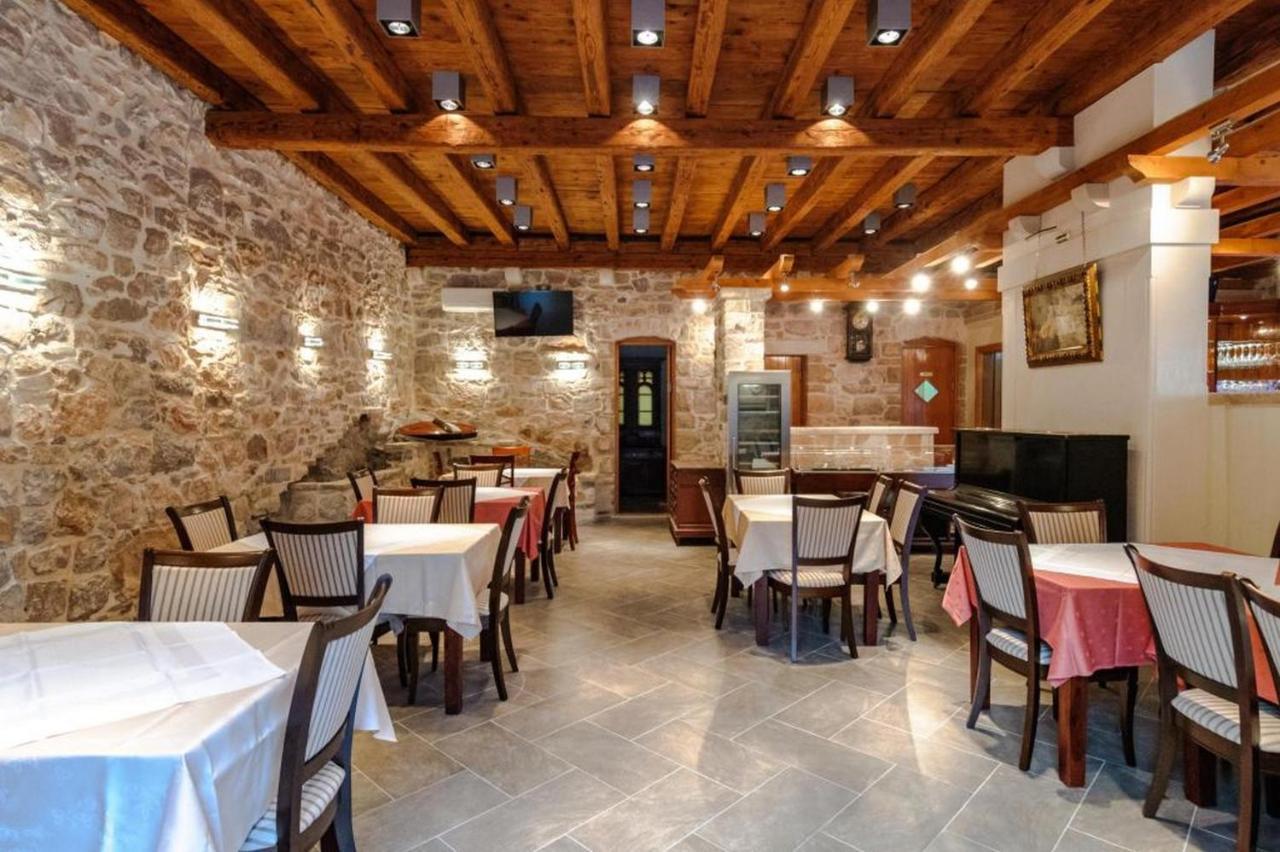 Rooms Miron - Adults Only Sumartin Zewnętrze zdjęcie